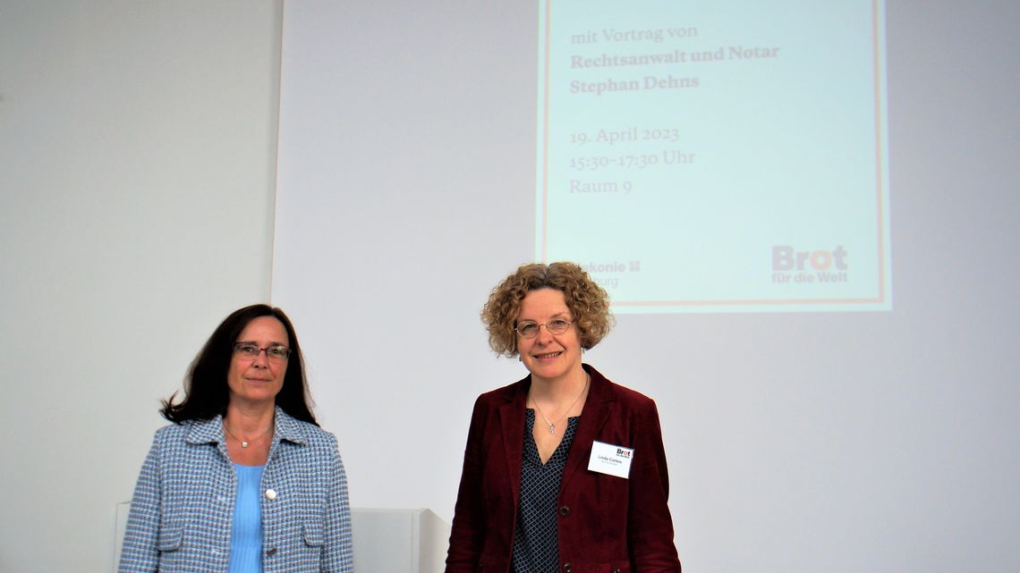 Monika Willich (links) und Linda Corleis