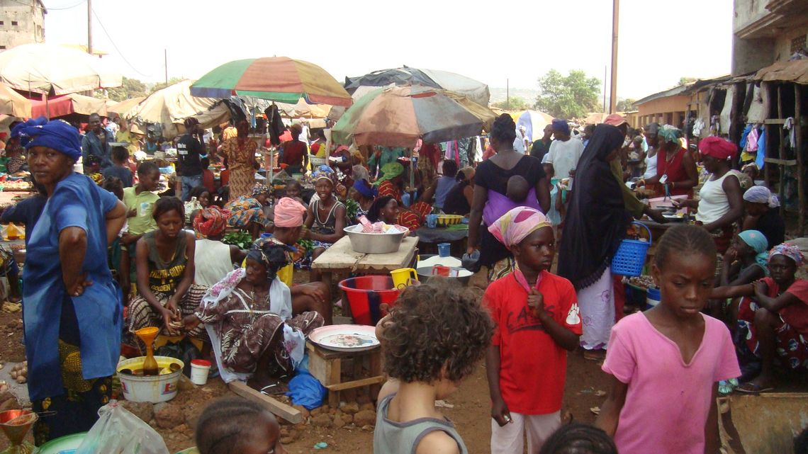 Informeller Markt in Conakry