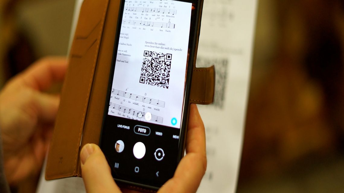 QR-Code wird gescannt