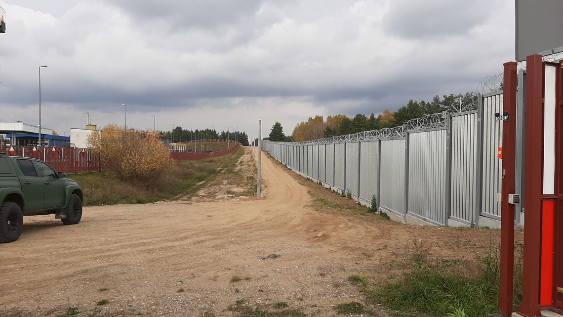 Neu errichtete Grenzanlage bei Kuźnica