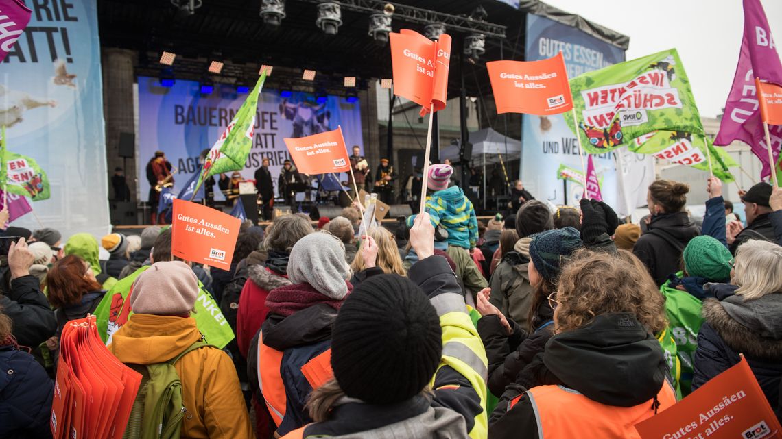 Rund 27.000 Menschen sind für eine Wende in der Agrarpolitik und eine klimaschonende Landwirtschaft auf die Straße gegangen. 