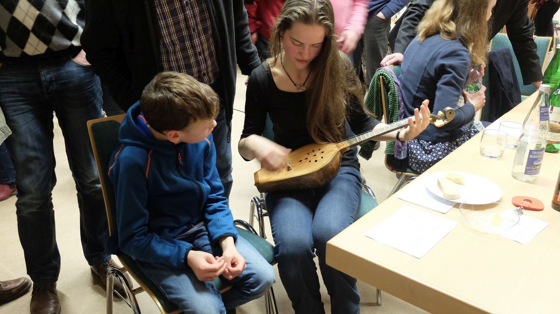 Georgische Musik auf der Panduri